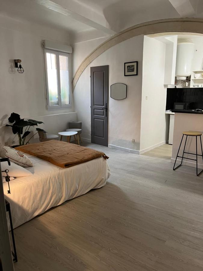 L'Auberge Espagnole - Bed & Breakfast Apt Luaran gambar