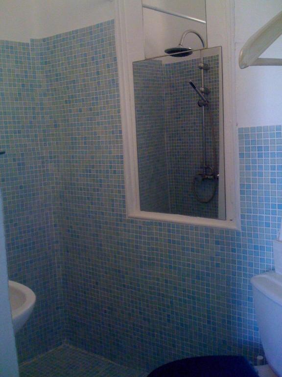 L'Auberge Espagnole - Bed & Breakfast Apt Bilik gambar